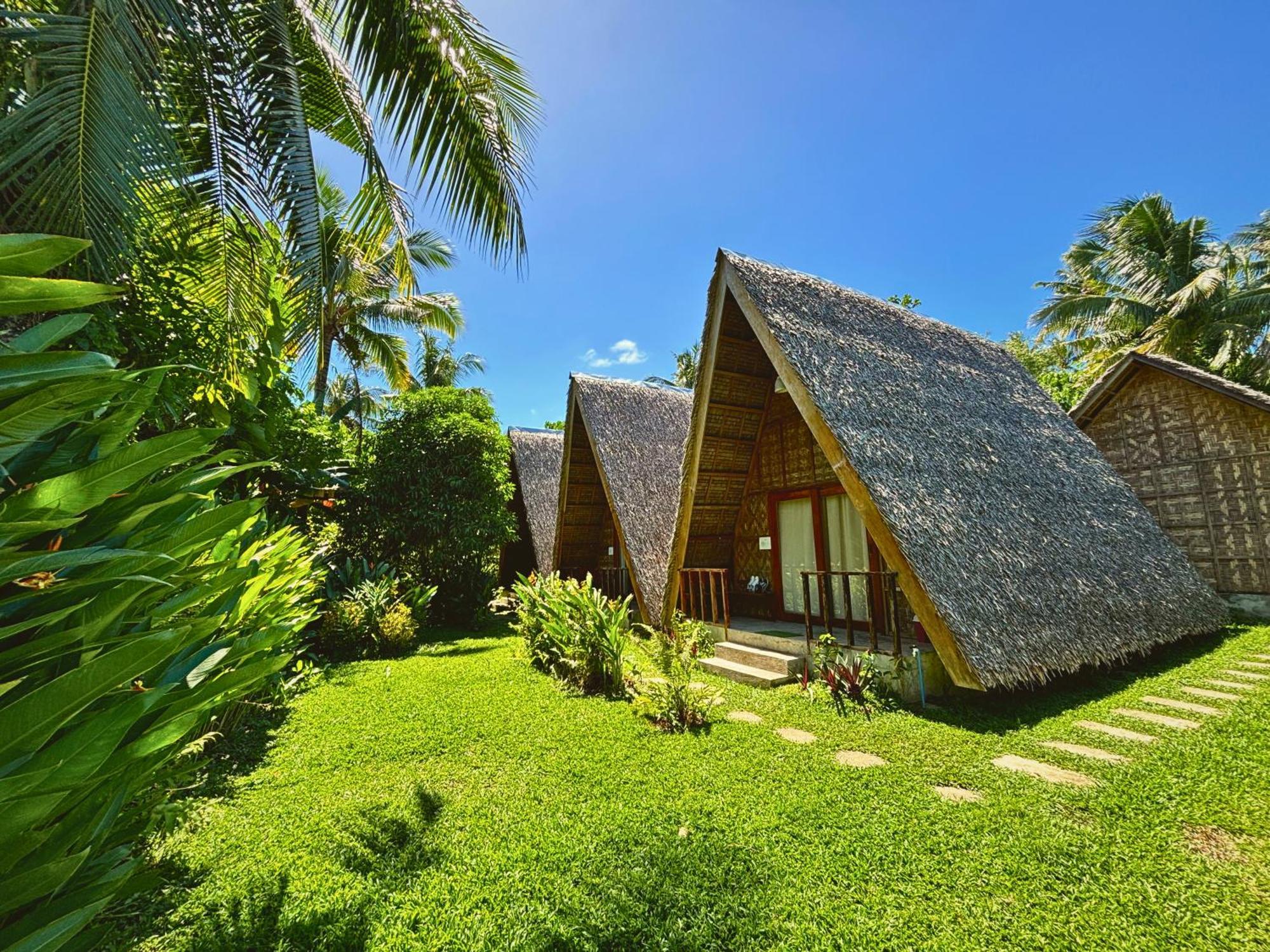 Triangle Palms Siargao Villa เจเนอรัลลูนา ภายนอก รูปภาพ